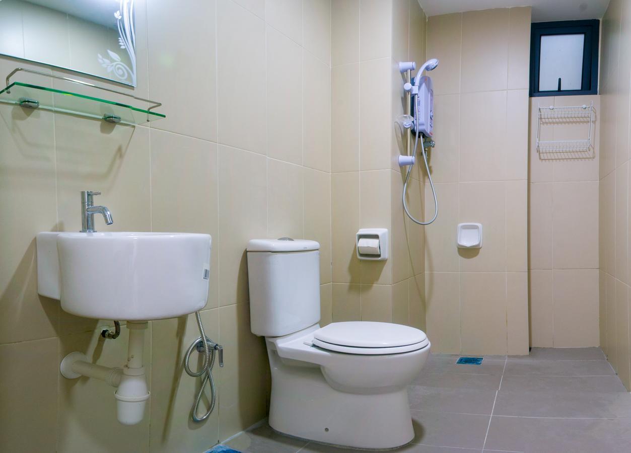 Lazy Traveler'S Suite By D Imperio Homestay George Town Exteriér fotografie